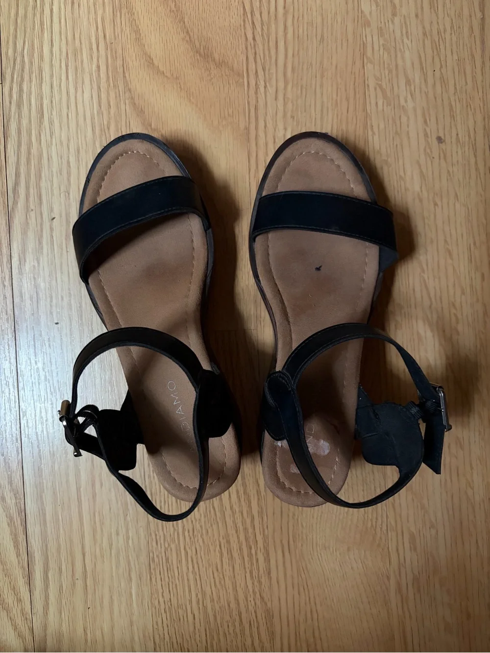 ANDIAMO Women’s Black Wedge Sandals